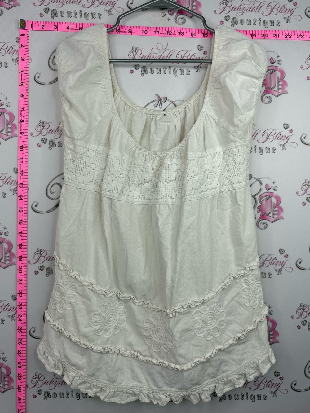 Shirt boho white cream embroidered flowers milk maid puff sleeve cute floral